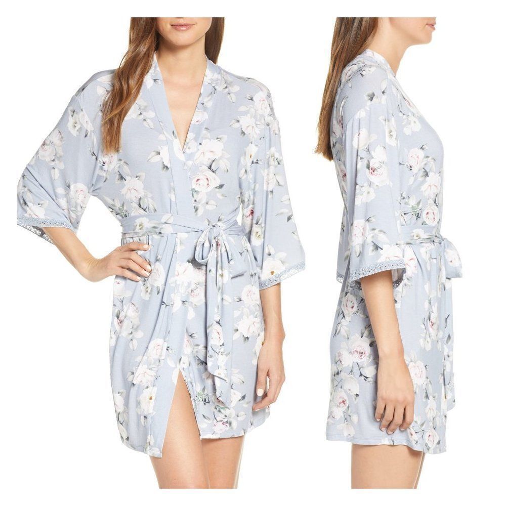 Flora Nikrooz Lucca Wrap sz Medium in Light Blue.